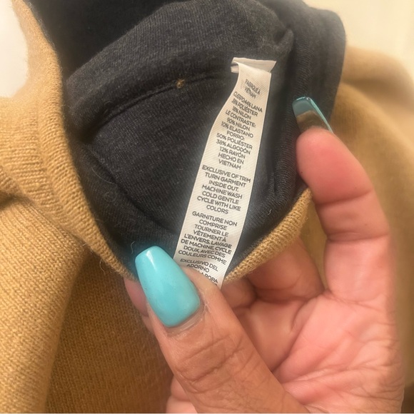 NEW ALO YOGA Cropped Wool Blend Strut Jacket Streetwear Athleisure Military Cosy - Picture 7 of 9